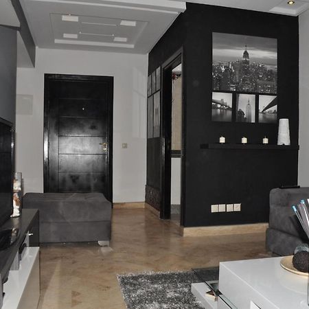 Val Fleuri Apartment With Balcony, Casablanca Kültér fotó