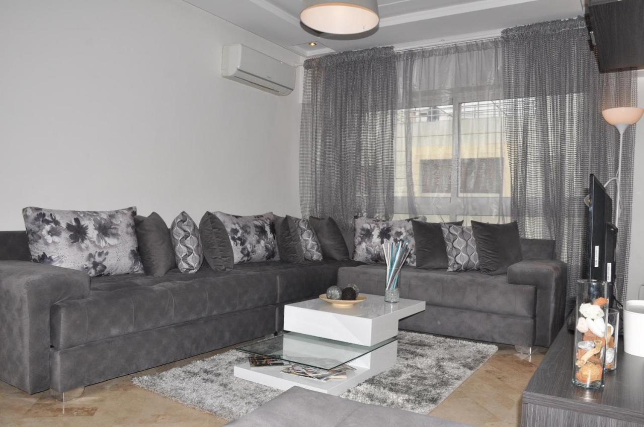 Val Fleuri Apartment With Balcony, Casablanca Kültér fotó