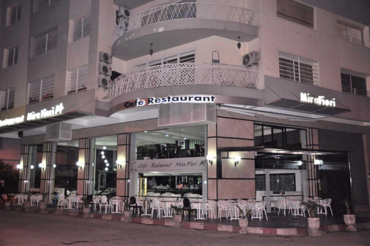 Val Fleuri Apartment With Balcony, Casablanca Kültér fotó